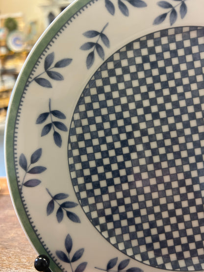 Blue & White Villeroy & Boch Castell Plate Germany, 8 1/4"