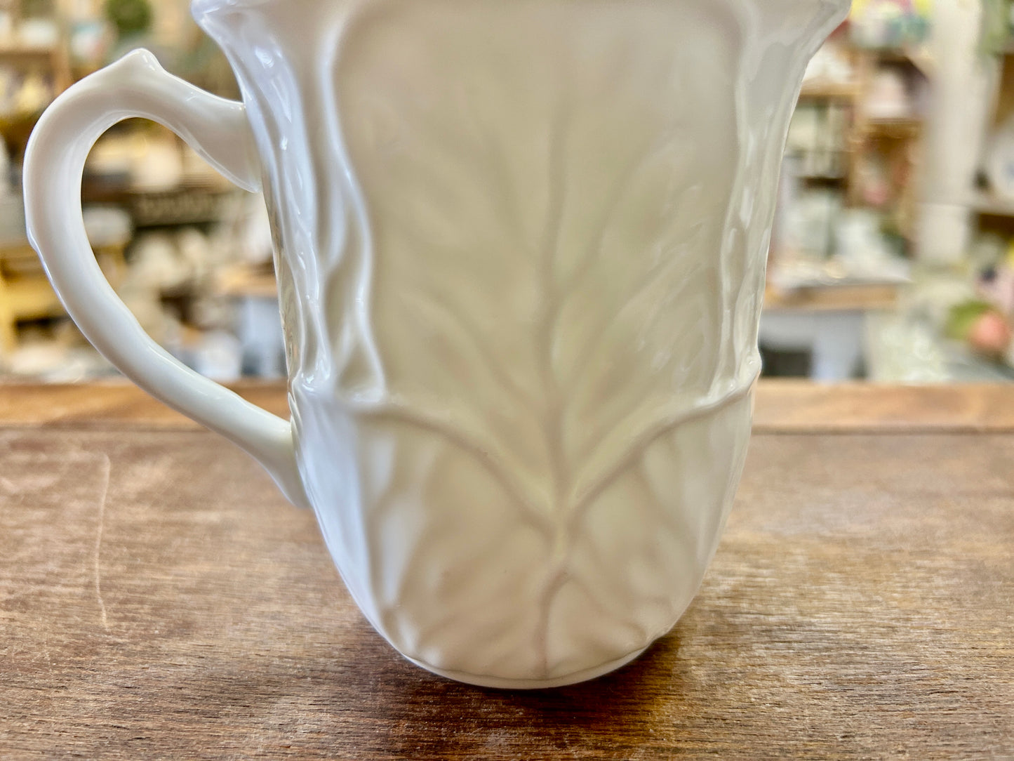 Coalport China White Cabbage Mug England, 3 3/4"