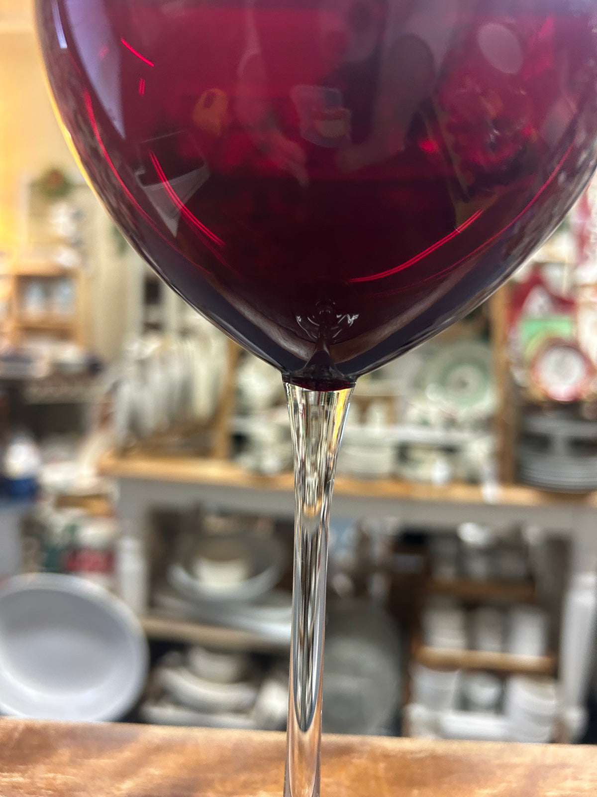 Lenox Holiday Gems red wine glass close-up, rim and bowl