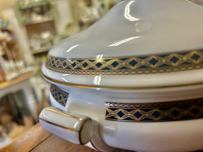 Blue & White WATERFORD Powerscourt Covered Casserole, 9"