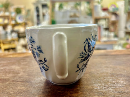 Blue & White British Anchor Beacon Hill Cup England, 3"