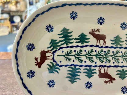 Multicolor Boleslawiec Polish Pottery Reindeer Oval, 9 1/4"
