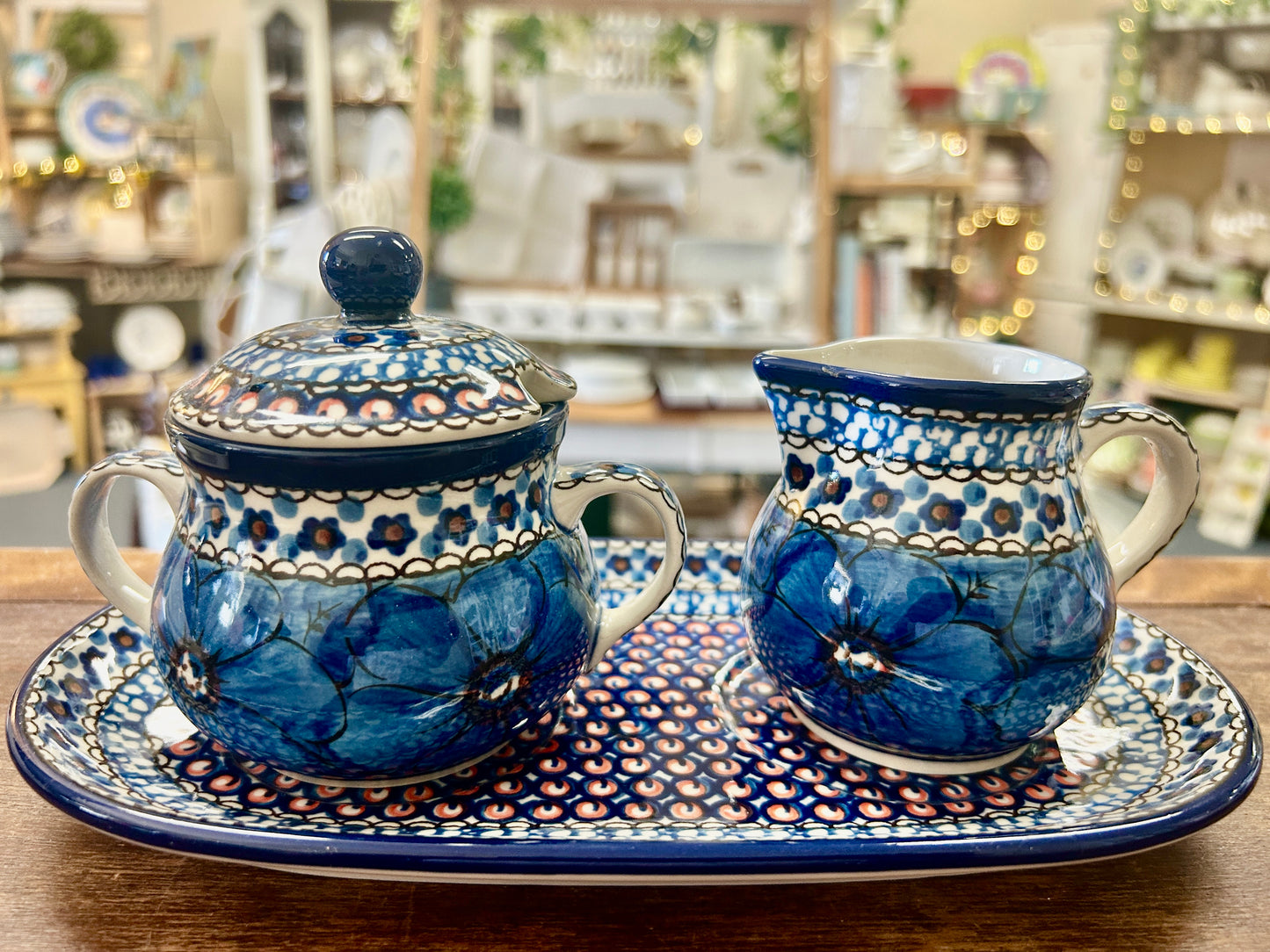 Blue & Pink UNIKAT Chyka Sugar/Creamer/Tray Set 3, 9 1/2"