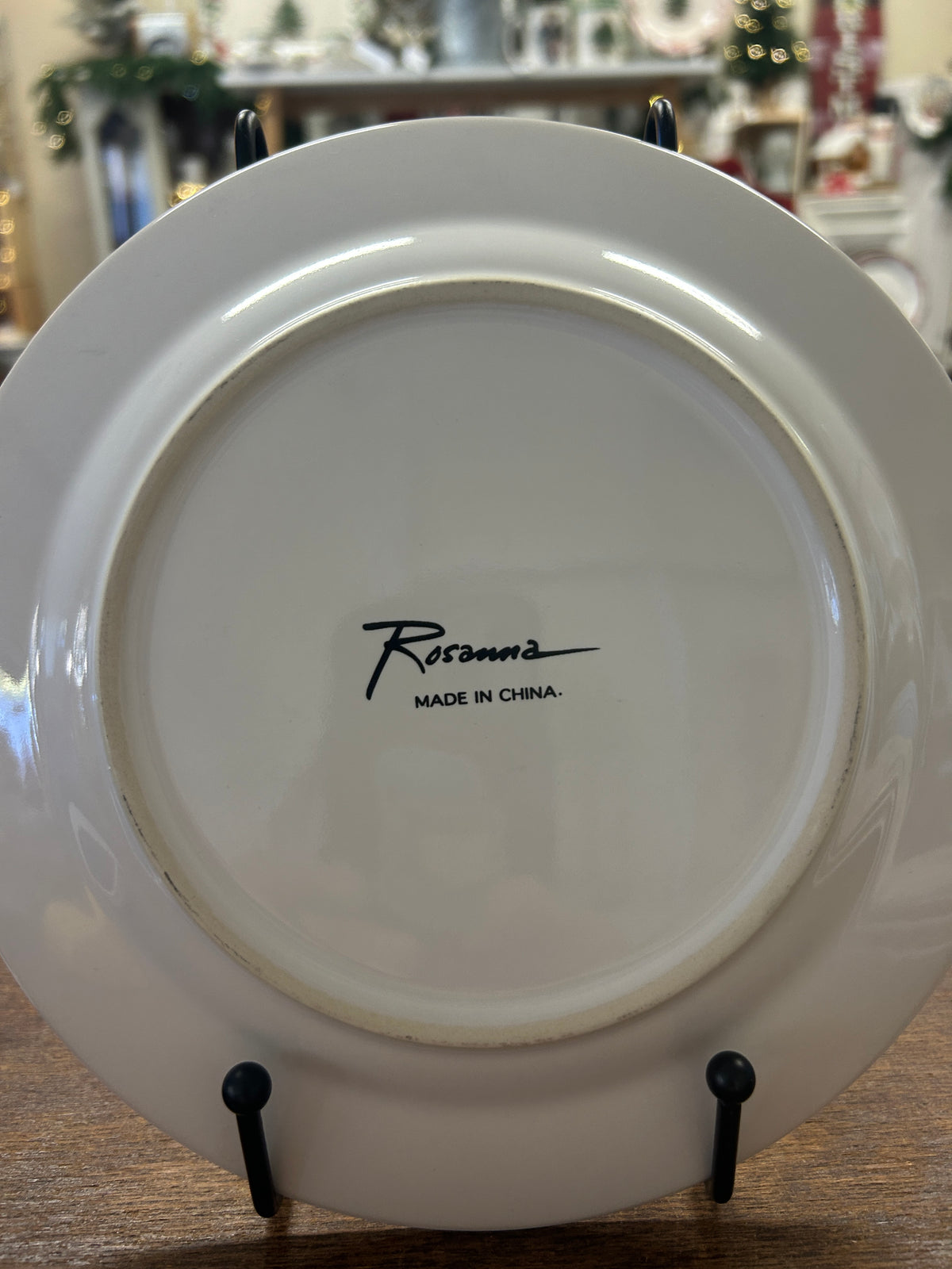 Rosanna wine plate base with Rosanna logo and Made in China text