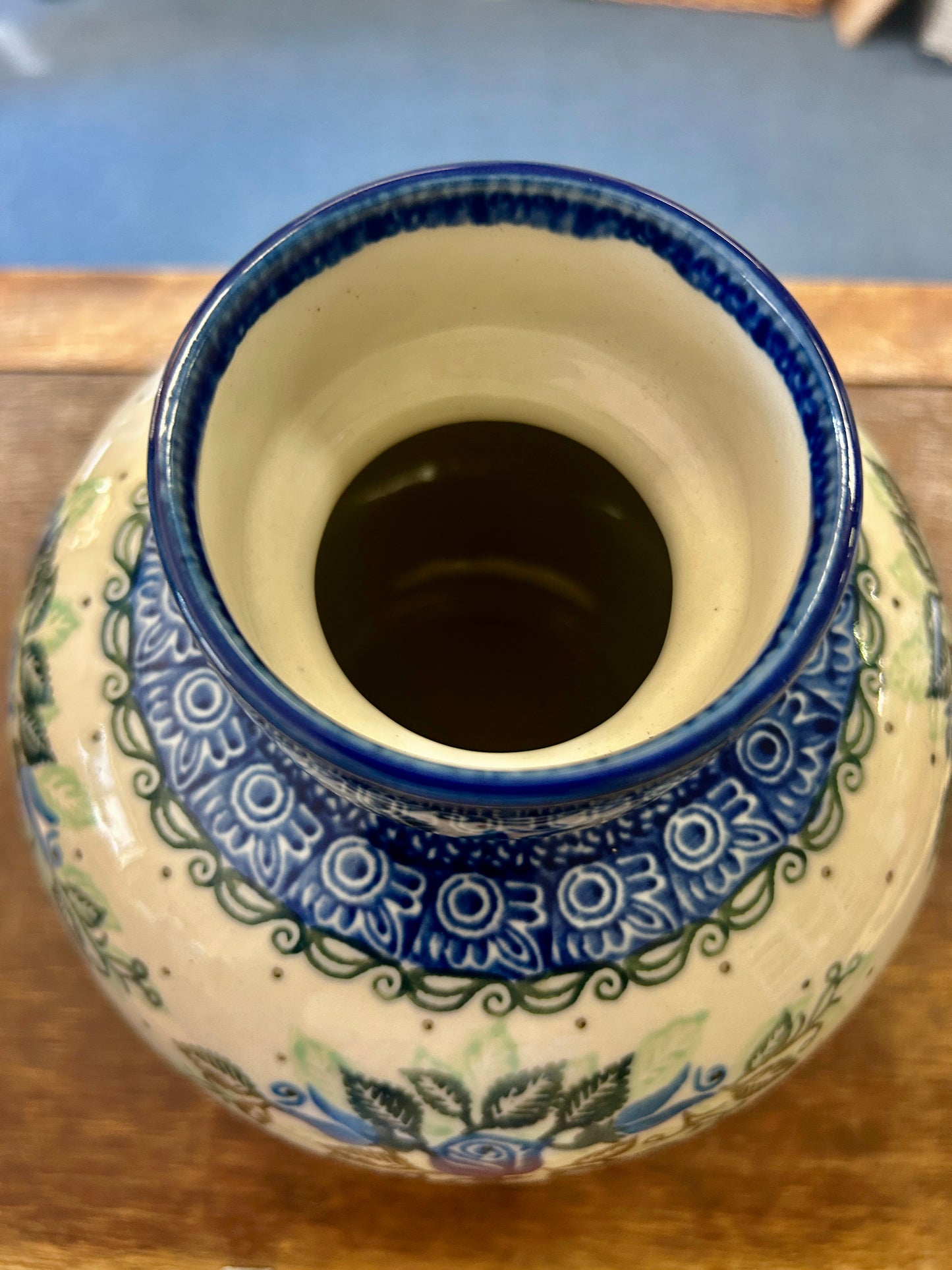 Blue & Green UNIKAT Maczka Round Ball Vase, 7 1/2"