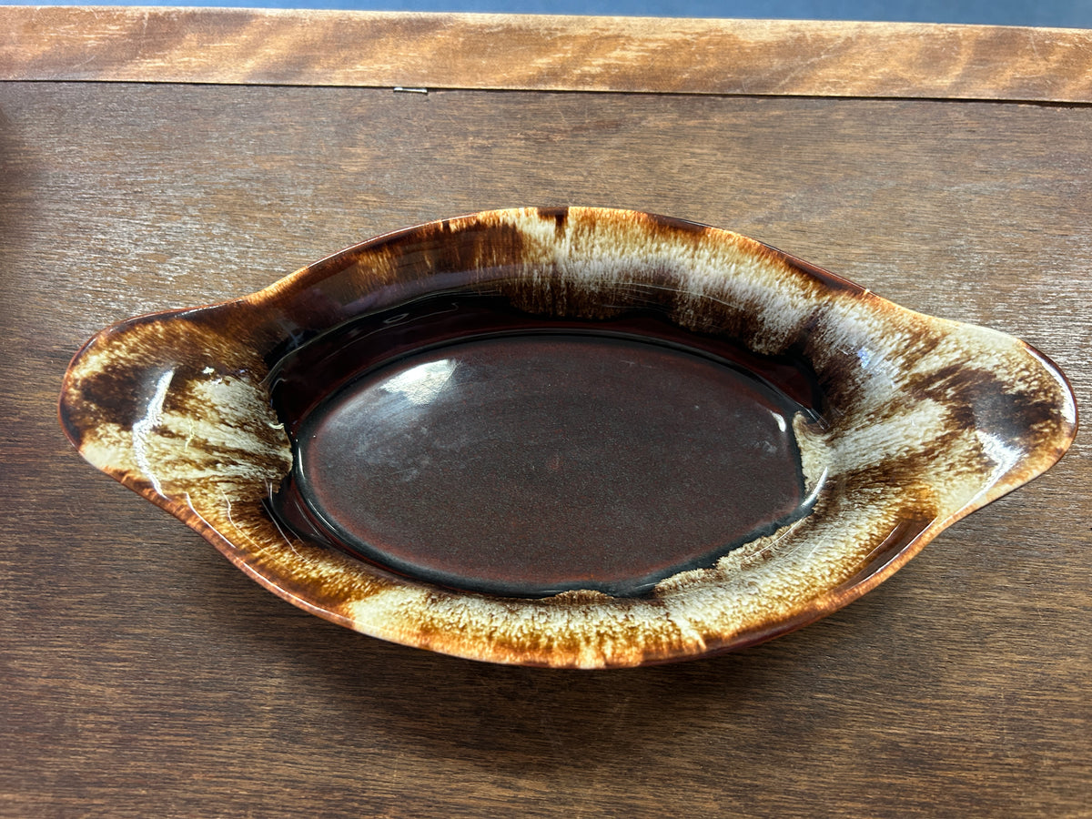 Pfaltzgraff oval au gratin dish, dark brown interior and tan drip rim