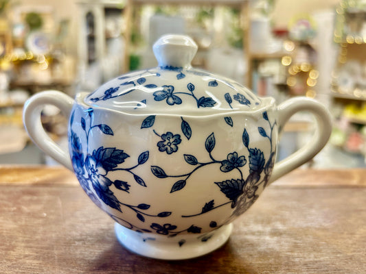 WH Grindley & Co RARE Vtg Blue Bouquet Sugar Bowl, 6 3/4"