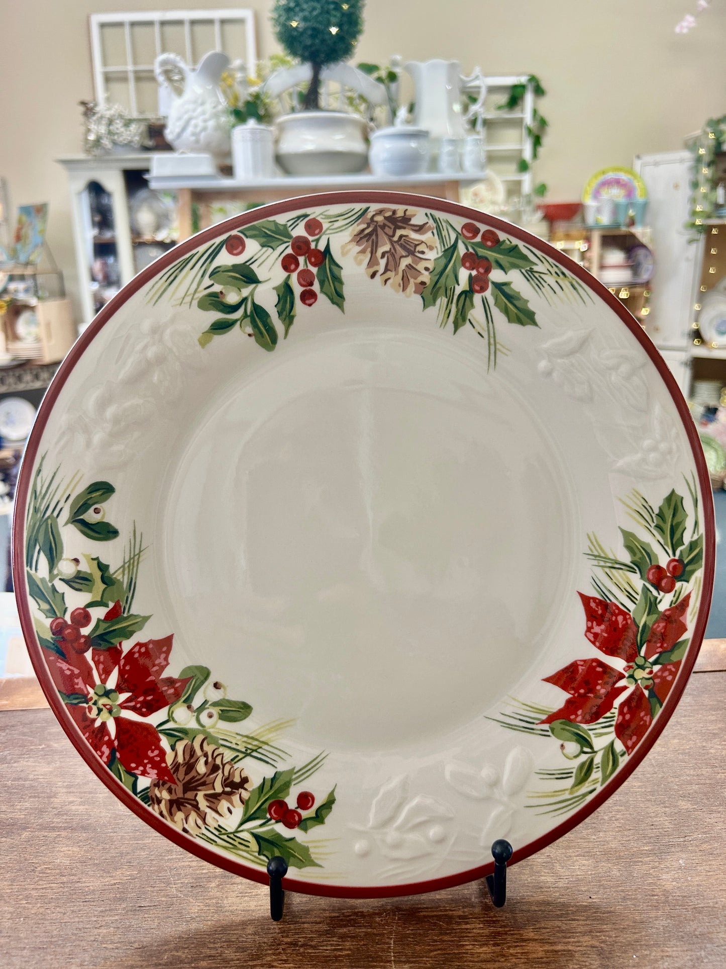 Red Green White Longaberger Pine Cone Plate, 11 1/4"