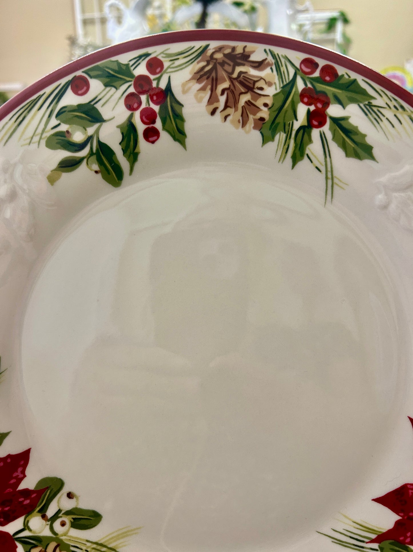Red Green White Longaberger Pine Cone Plate, 11 1/4"