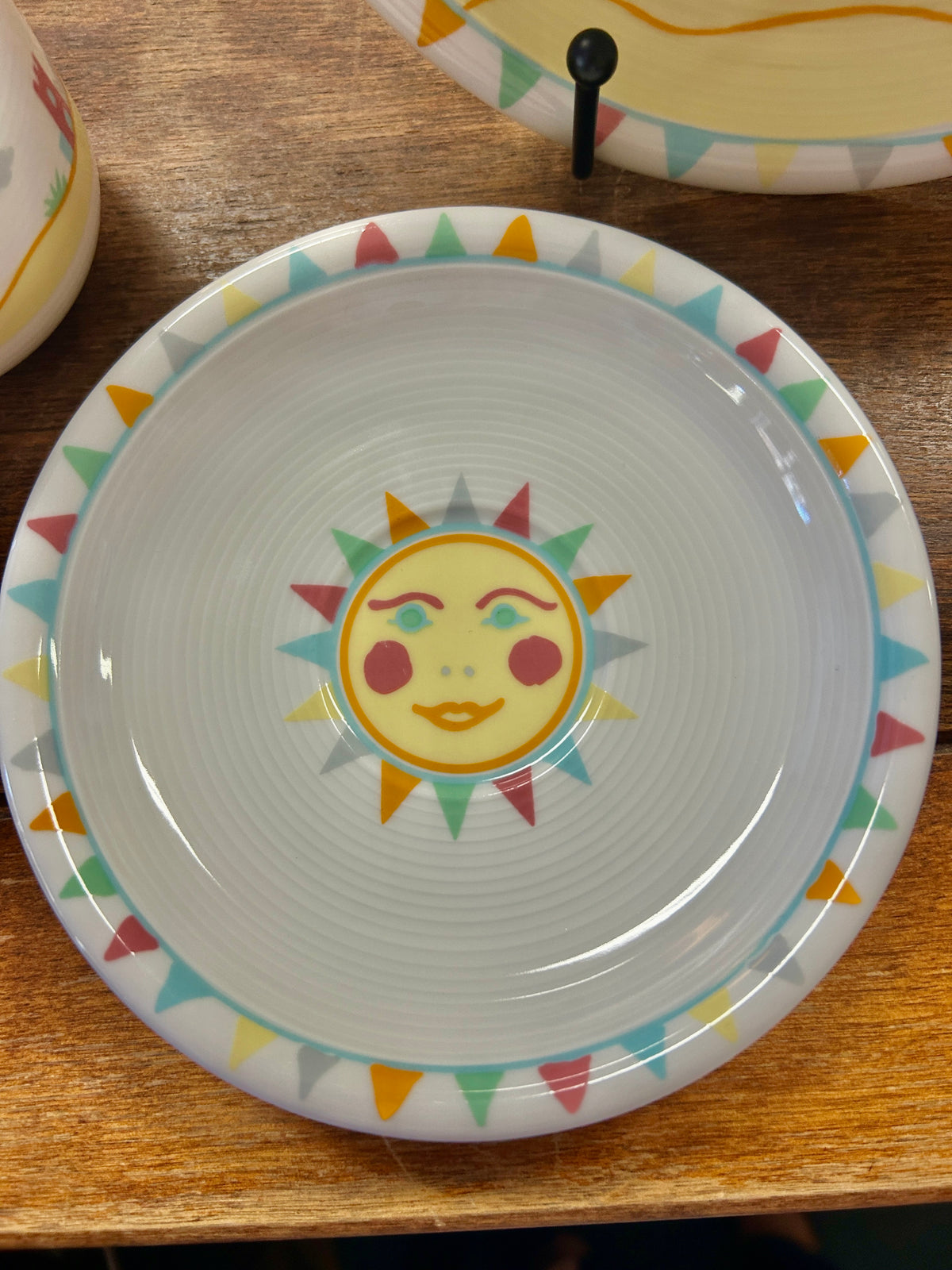 Multicolor Thomas Germany Elefantenreise Plate, Cup, Saucer 3, 8"
