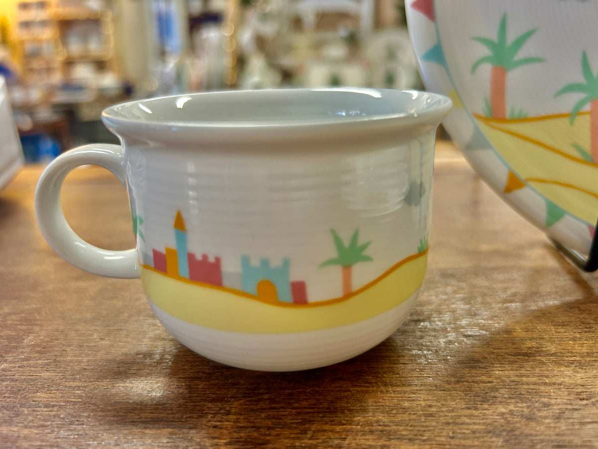 Multicolor Thomas Germany Elefantenreise Plate, Cup, Saucer 3, 8"