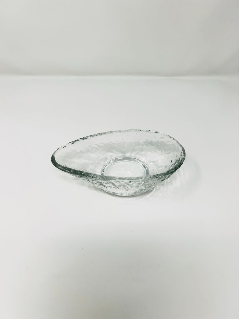 Clear Embossed Tear Drop Bowl, 5 1/2"